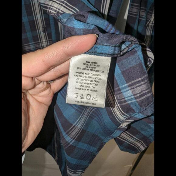 Levis Men Button Up Shirt XL Blue Plaid Logo Pockets Long Sleeve Collar - Picture 4 of 5